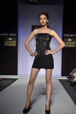 Model walk the ramp for Mona Shroff Show at lakme fashion week 2012 Day 2 in Grand Hyatt, Mumbai on 3rd March 2012 (10).JPG